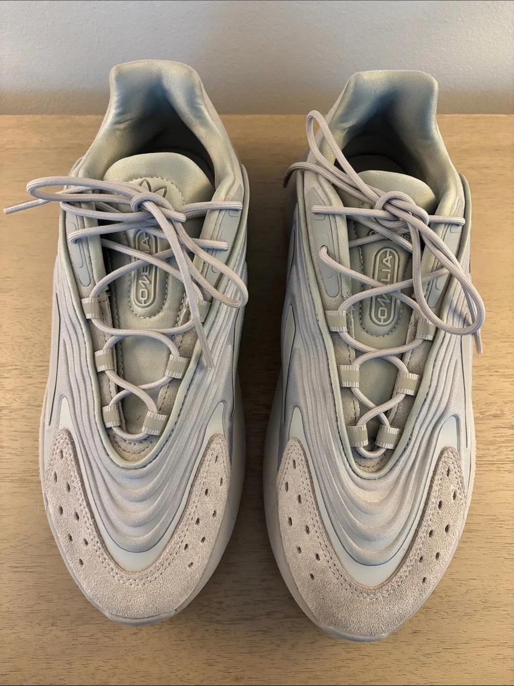 adidas Men's Gray/Taupe Ozelia Sneakers